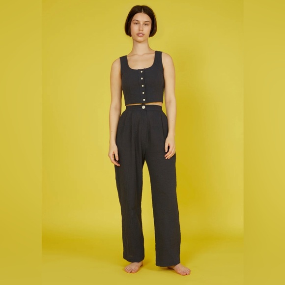 Ilana Kohn Bean Crop Tank Graphite - Picture 3 of 6